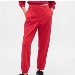 Gap modern red joggers and sweatshirt